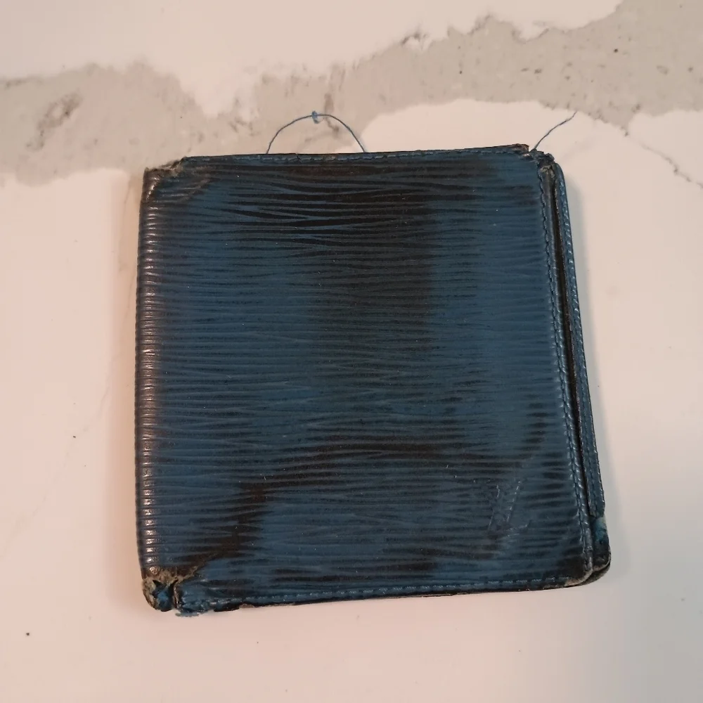 Louis Vuitton men's wallet blue
